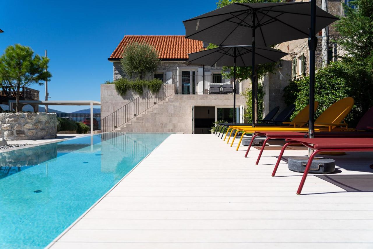 Villa Lastva ติวัต ภายนอก รูปภาพ