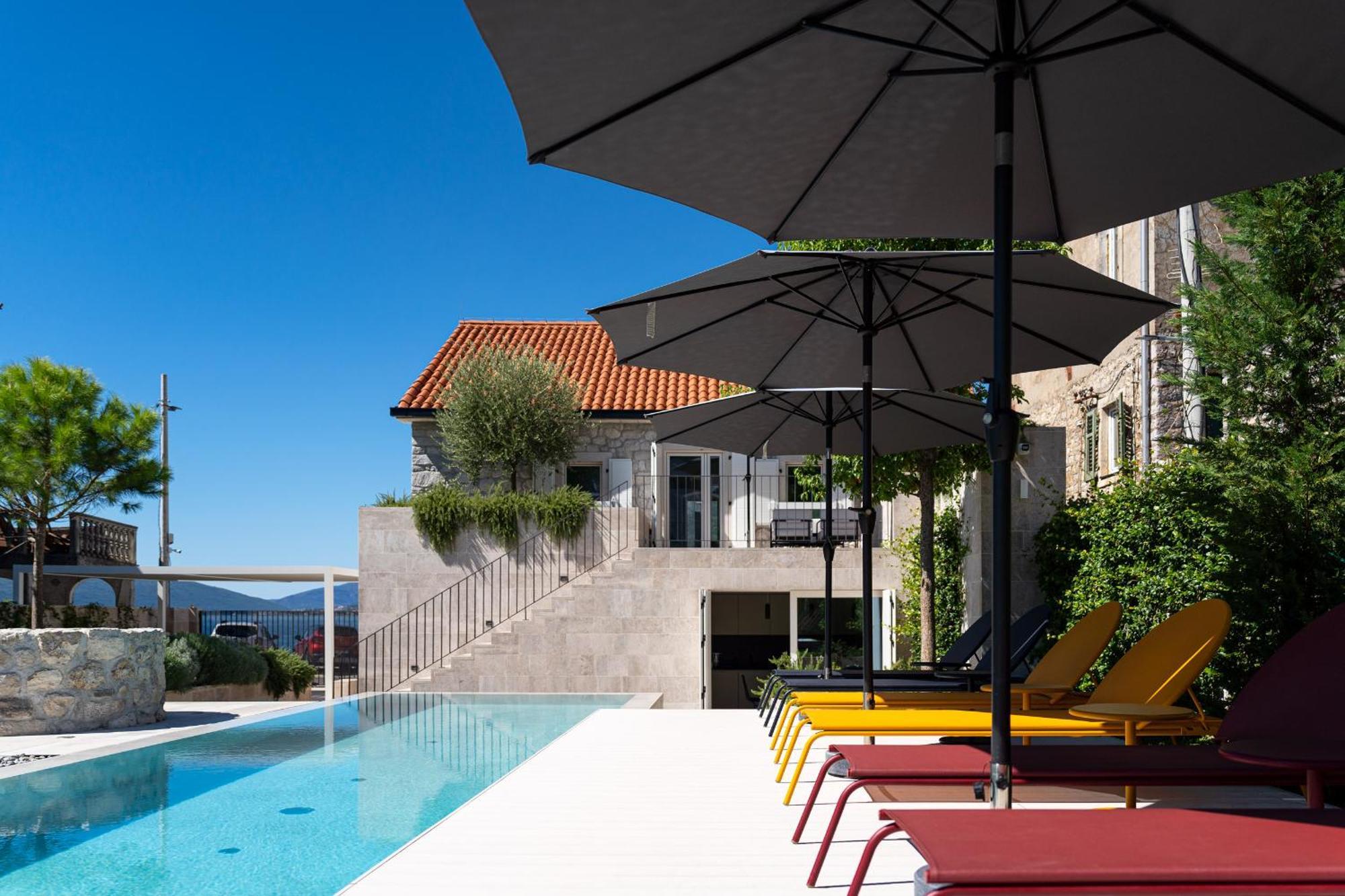 Villa Lastva ติวัต ภายนอก รูปภาพ
